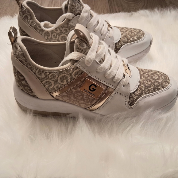 G by Guess Women's Sneakers in White and Brown. Worn Only Once - Picture 4 of 5